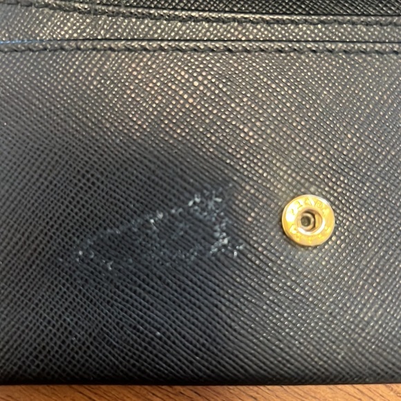 Prada Wallet - Picture 5 of 6